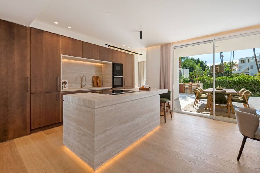 Custom kitchen with stone island